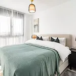 Apartment Lme101a- Lovley With Stunning Views Estepona